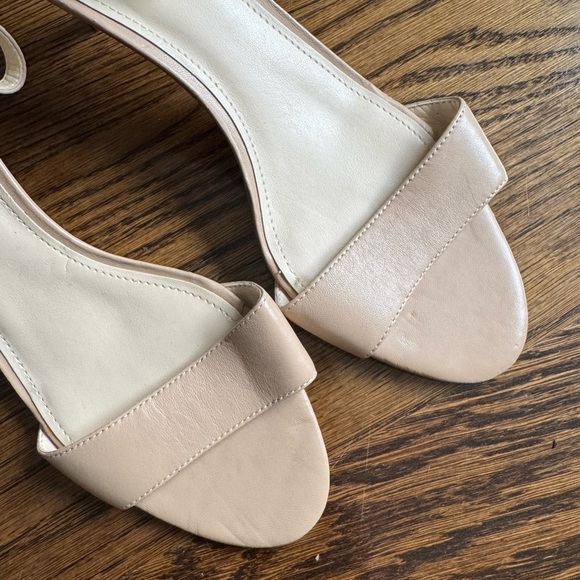 New Nine West Nude Open Toe Shoes Ankle Strap Kitten Heel Sandals Resort 9.5M - Picture 4 of 6